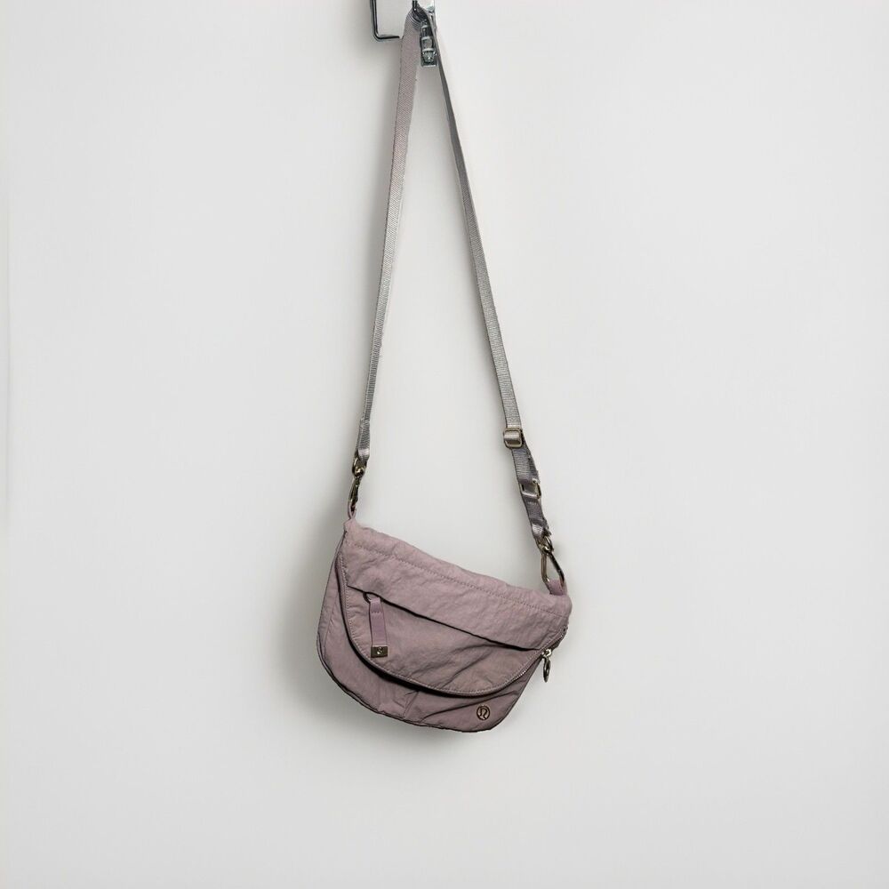 Lululemon Pink Crescent Crossbody Bag Small Adjustable Strap Zip Gold Hardware
